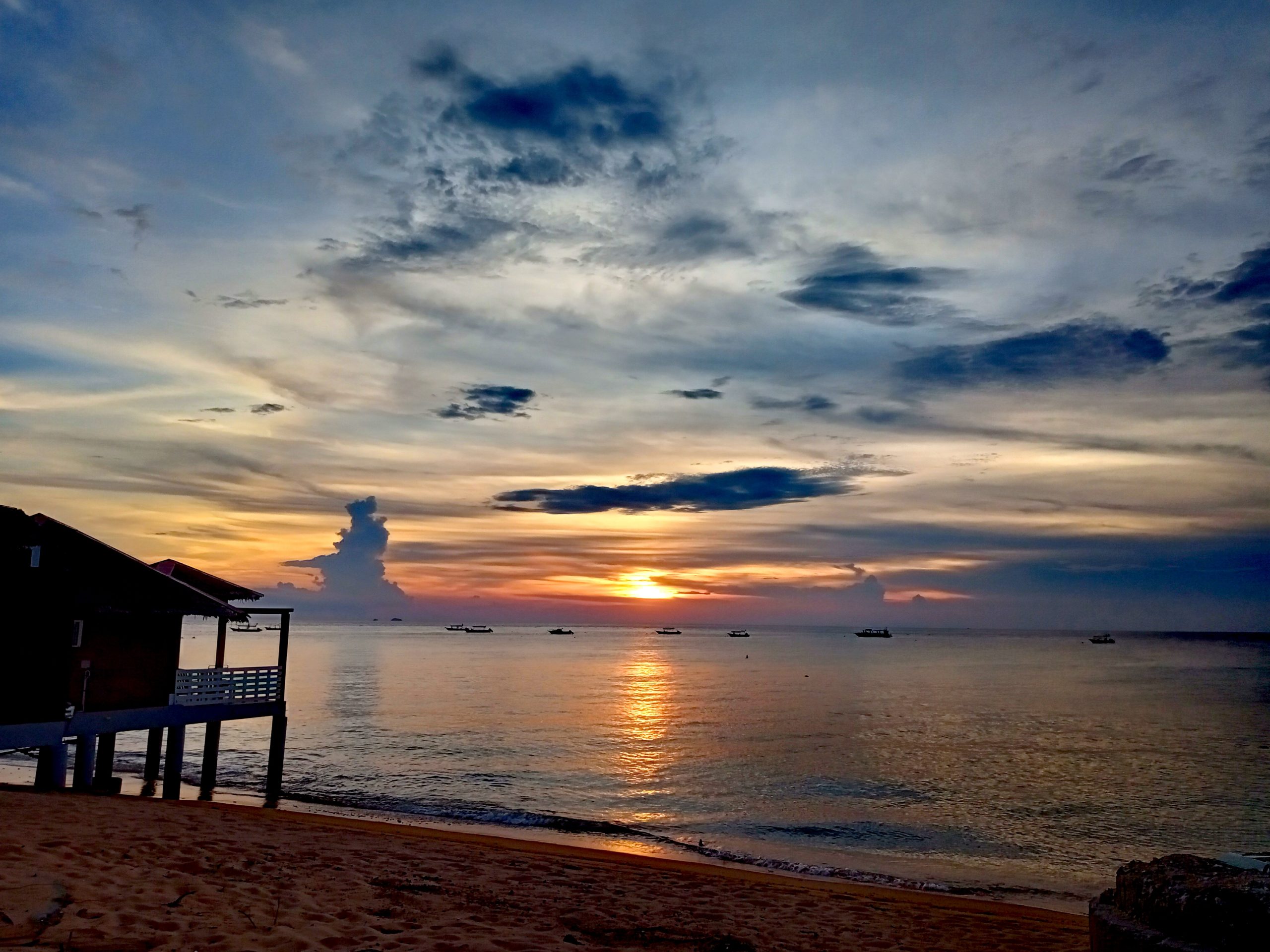 tioman paya sunset